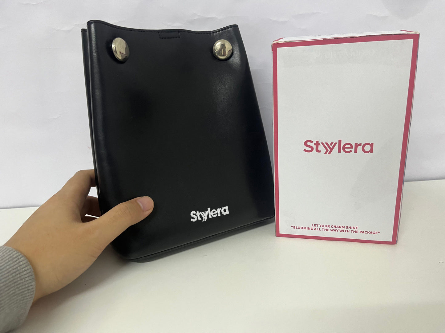 【Stylera Black Crossbody Bag】—— Elegant & Practical Companion for Daily Outings