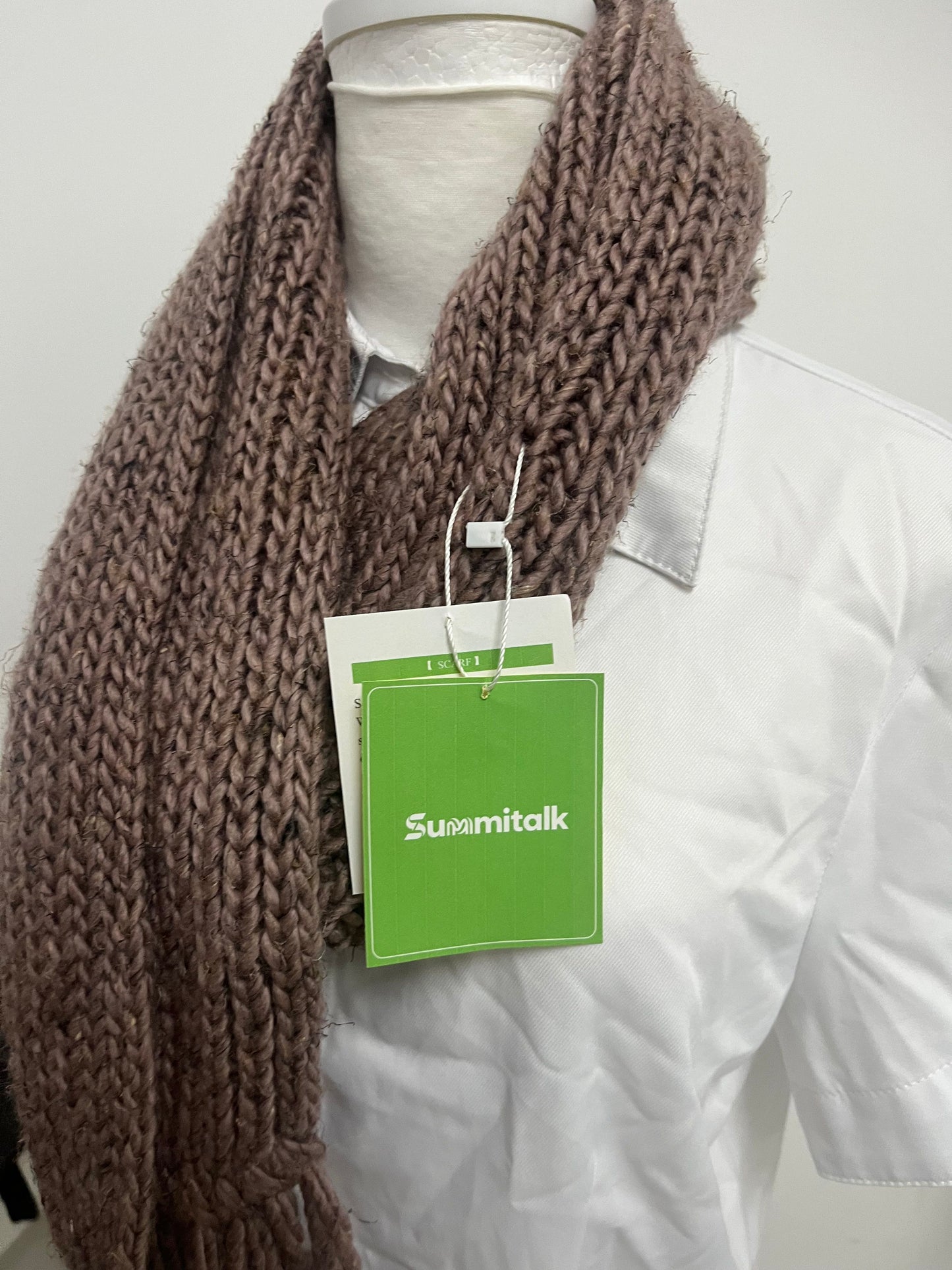 【Summitalk Chunky Knit Fringe Scarf】—— Cozy Warmth & Timeless Style for Cold Days