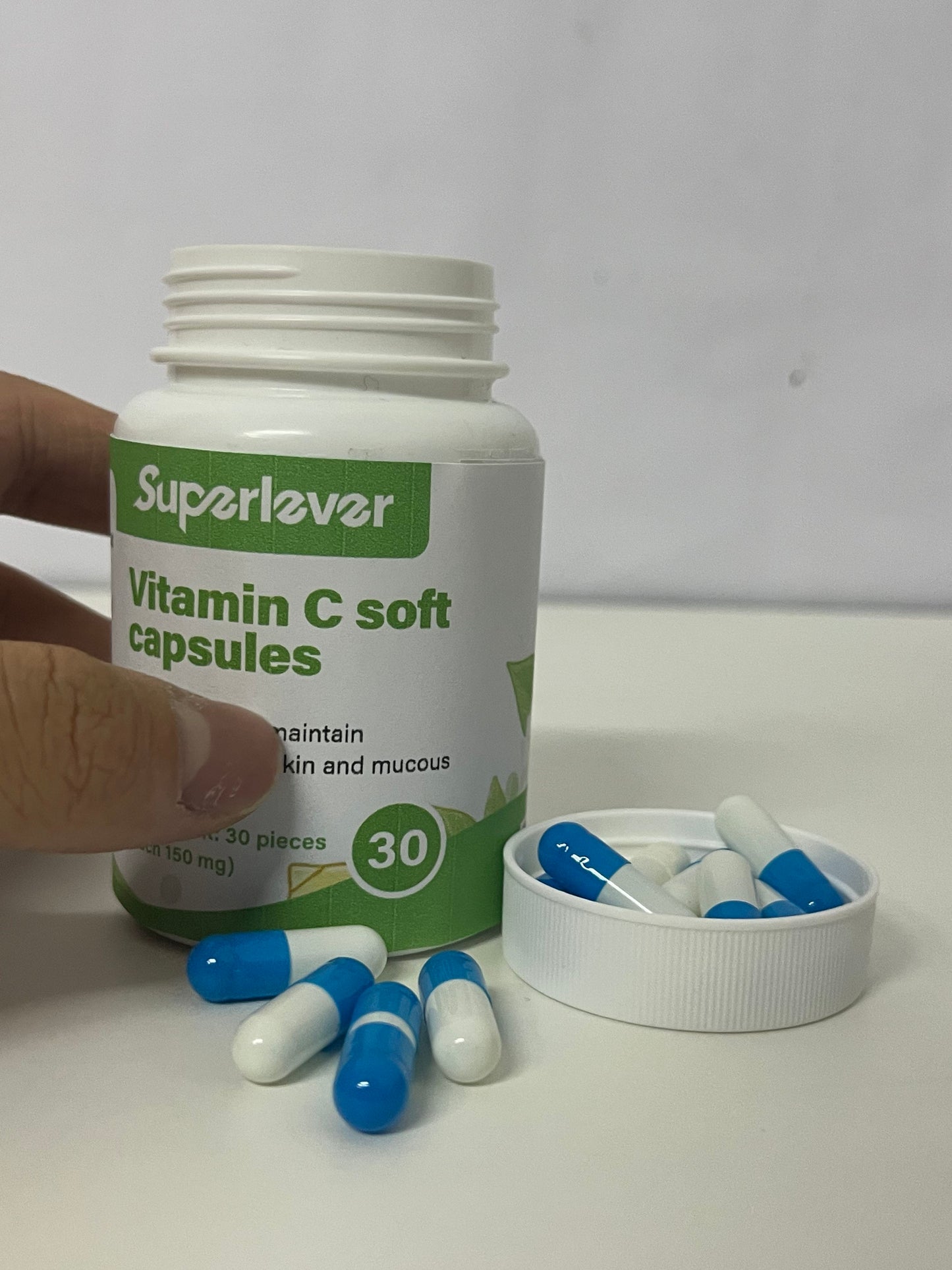 【Superlever Vitamin C Soft Capsules】—— Skin & Immune Support with Gentle Absorption