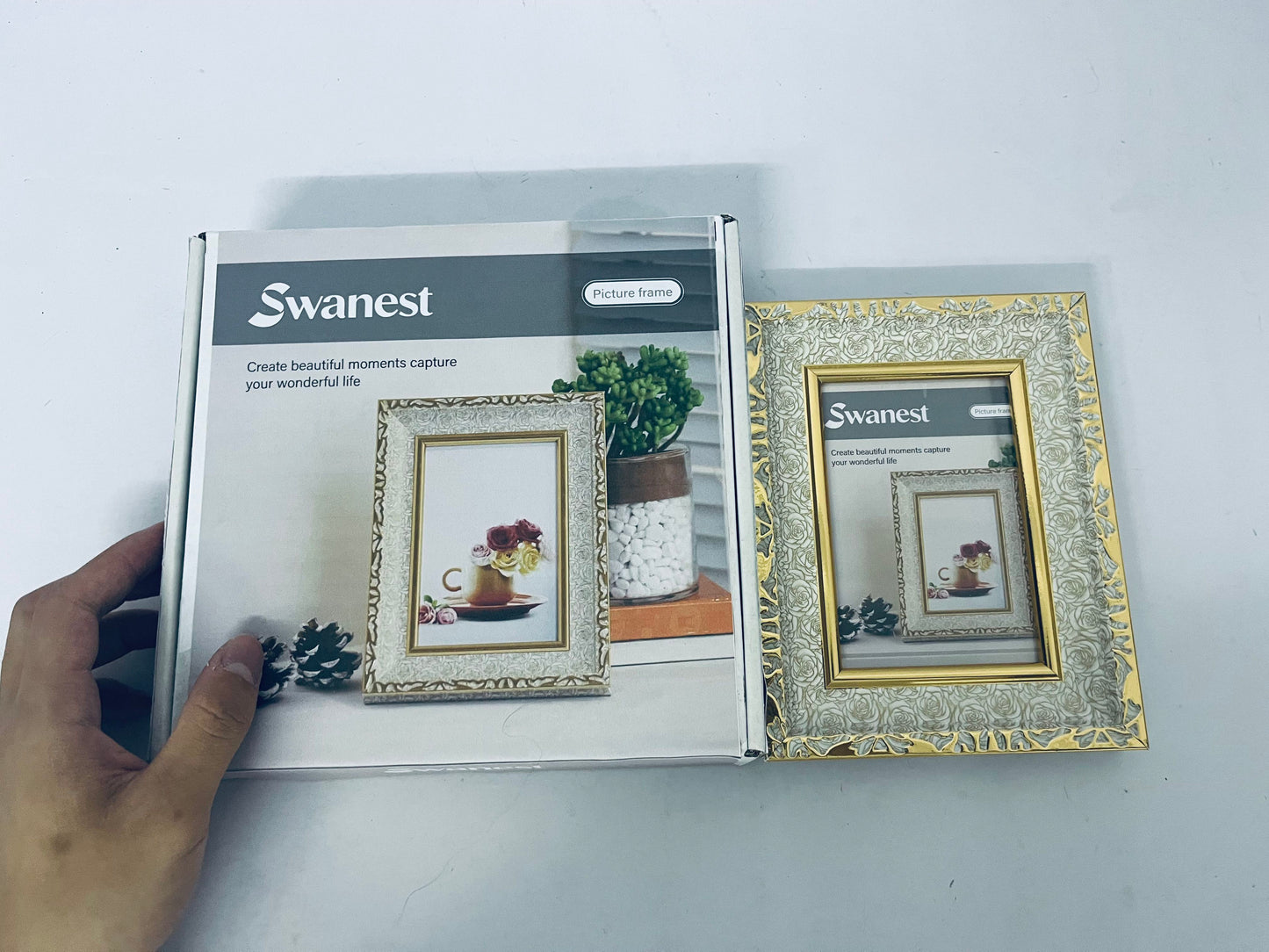 Swanest Artistic Pattern Picture Frame | Capture Wonderful Life Moments, Elevate Home Aesthetics