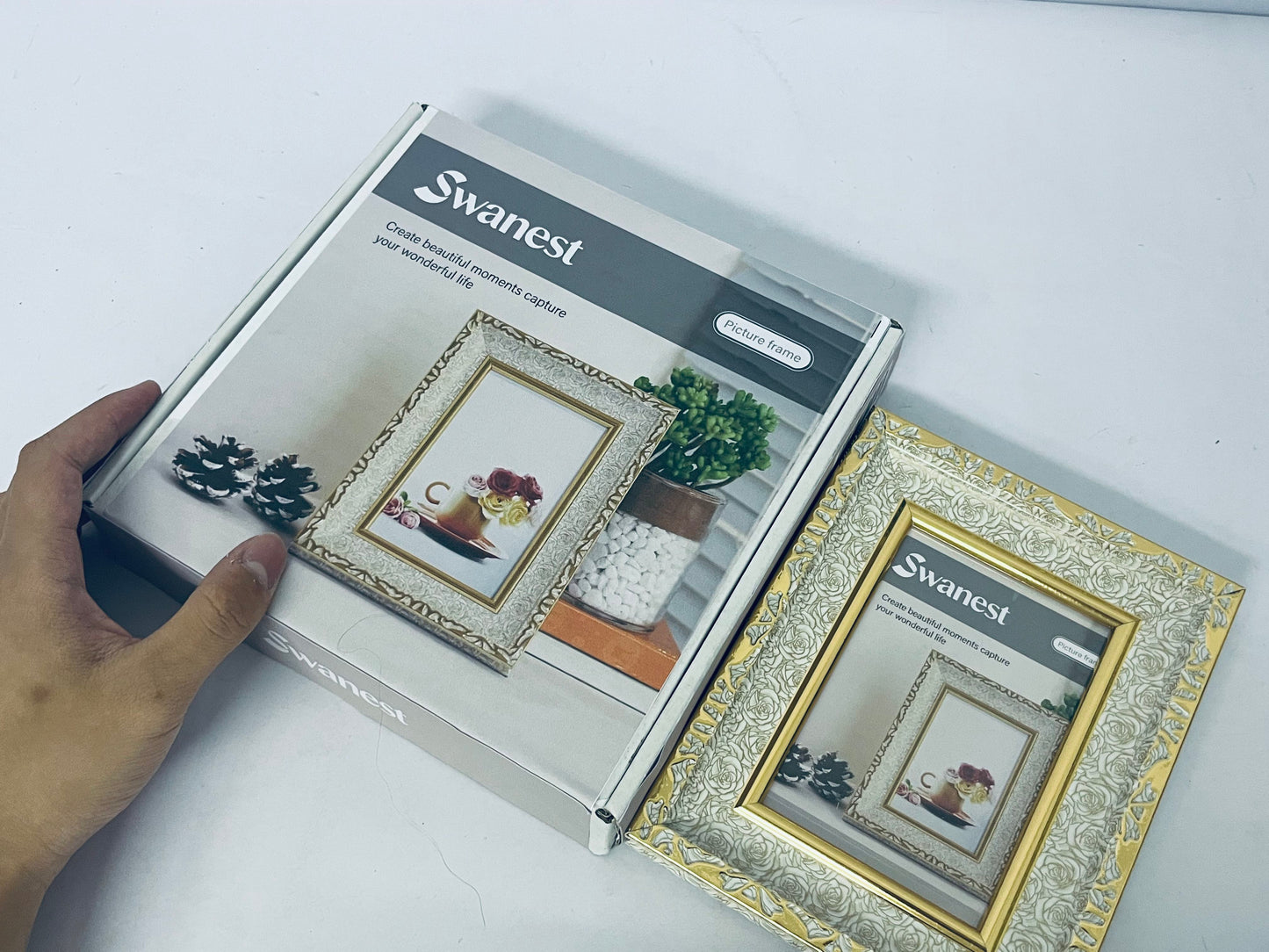Swanest Artistic Pattern Picture Frame | Capture Wonderful Life Moments, Elevate Home Aesthetics