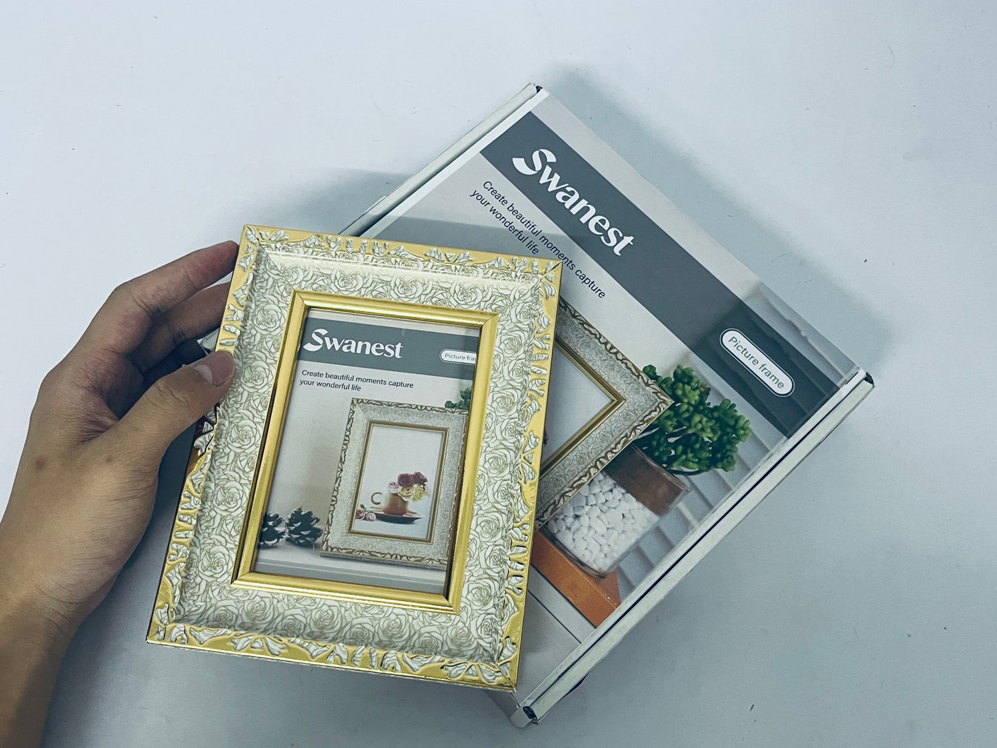 Swanest Artistic Pattern Picture Frame | Capture Wonderful Life Moments, Elevate Home Aesthetics