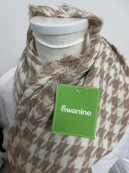 【Swanine Scarfs】—— Timeless Style & Cozy Warmth for Every Outfit