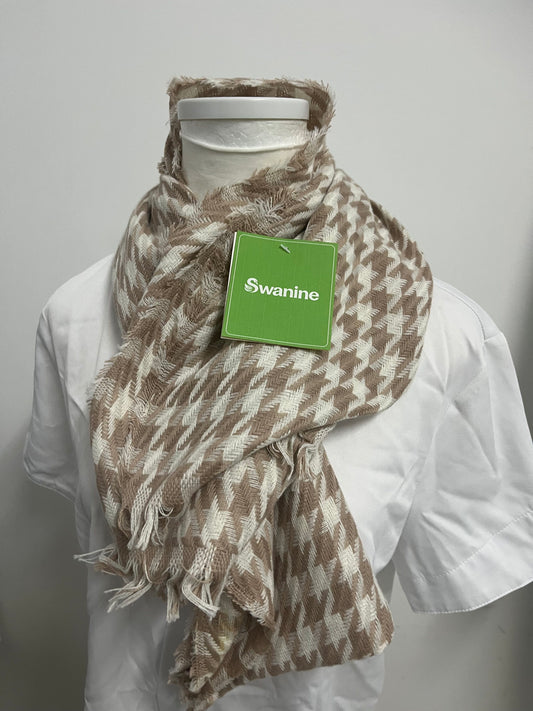 【Swanine Scarfs】—— Timeless Style & Cozy Warmth for Every Outfit