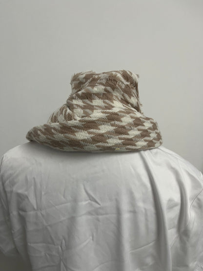 【Swanine Scarfs】—— Timeless Style & Cozy Warmth for Every Outfit