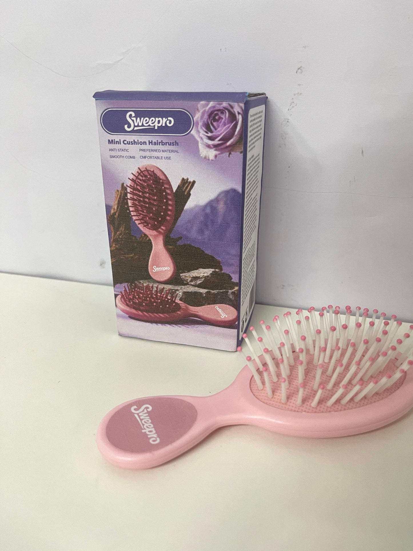 【Sweepro Mini Cushion Hairbrush】—— Gentle Detangling & Styling On-the-Go