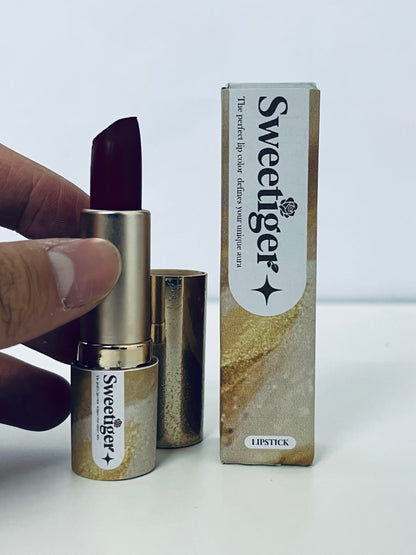 Sweetiger Lipstick Velvet Matte Lipstick High Pigmentation Long-Lasting Rich Color A Personality Shaper for Lip Aura