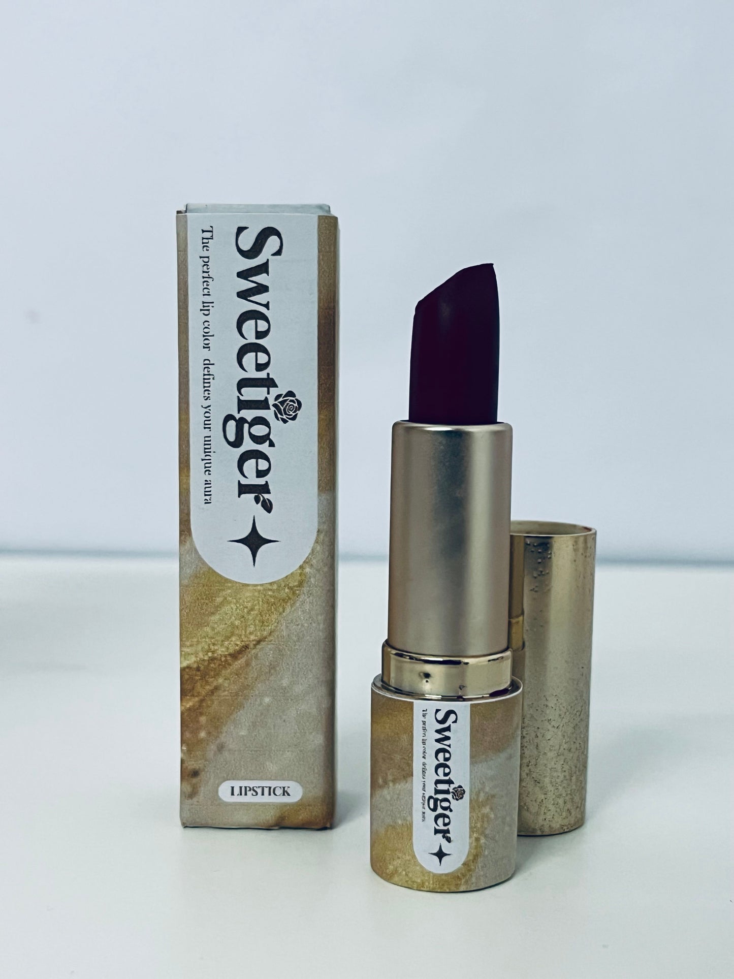 Sweetiger Lipstick Velvet Matte Lipstick High Pigmentation Long-Lasting Rich Color A Personality Shaper for Lip Aura