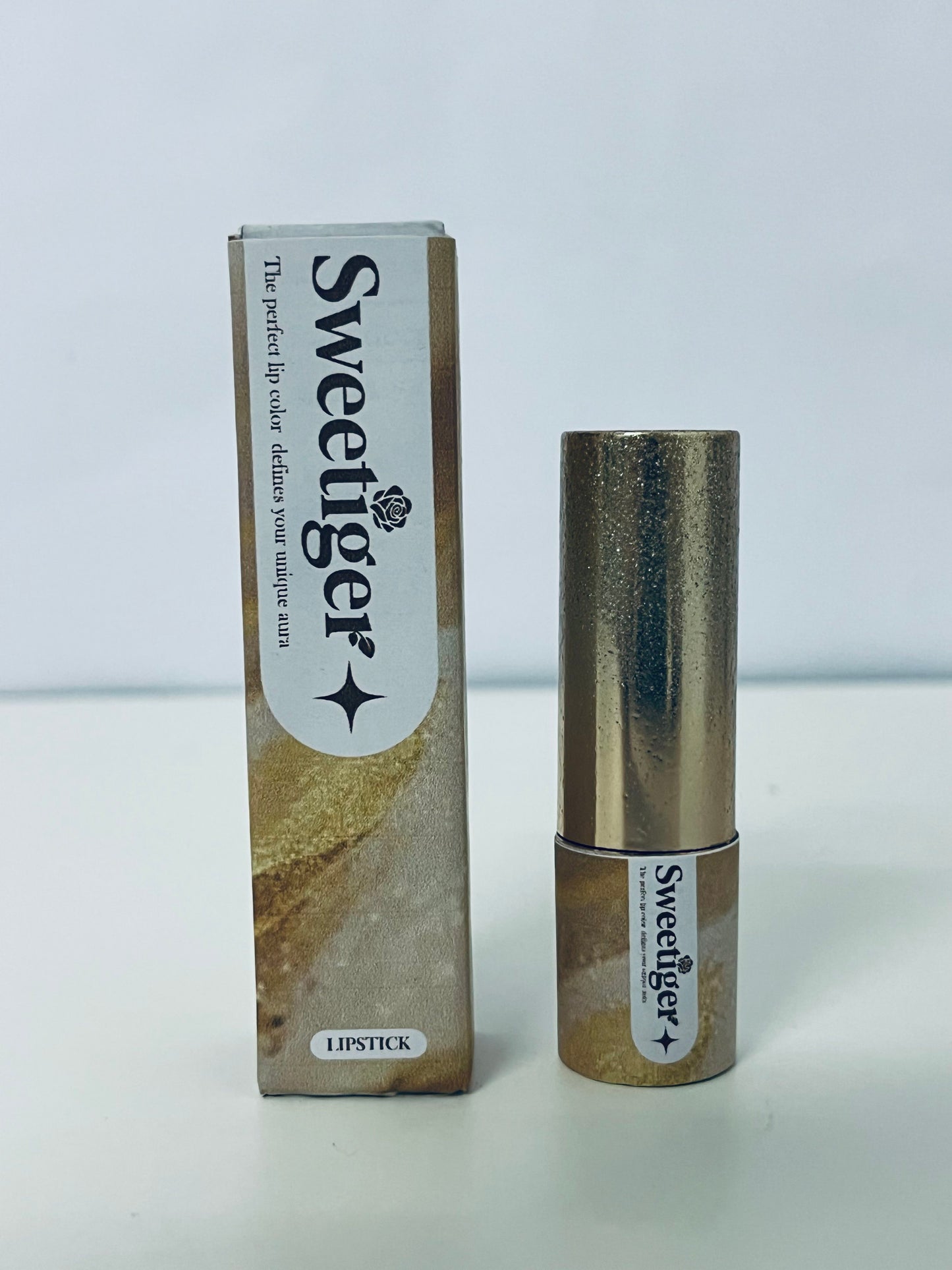 Sweetiger Lipstick Velvet Matte Lipstick High Pigmentation Long-Lasting Rich Color A Personality Shaper for Lip Aura