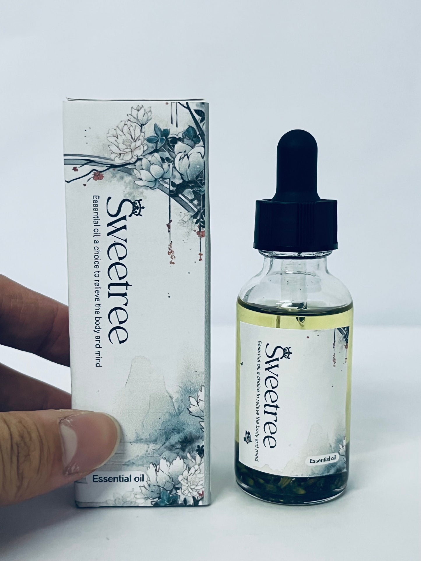Sweetree Lavender Hydrating Oil for Face & Body, Peaceful and Calming Blend to Soothe and Hydrate Skin