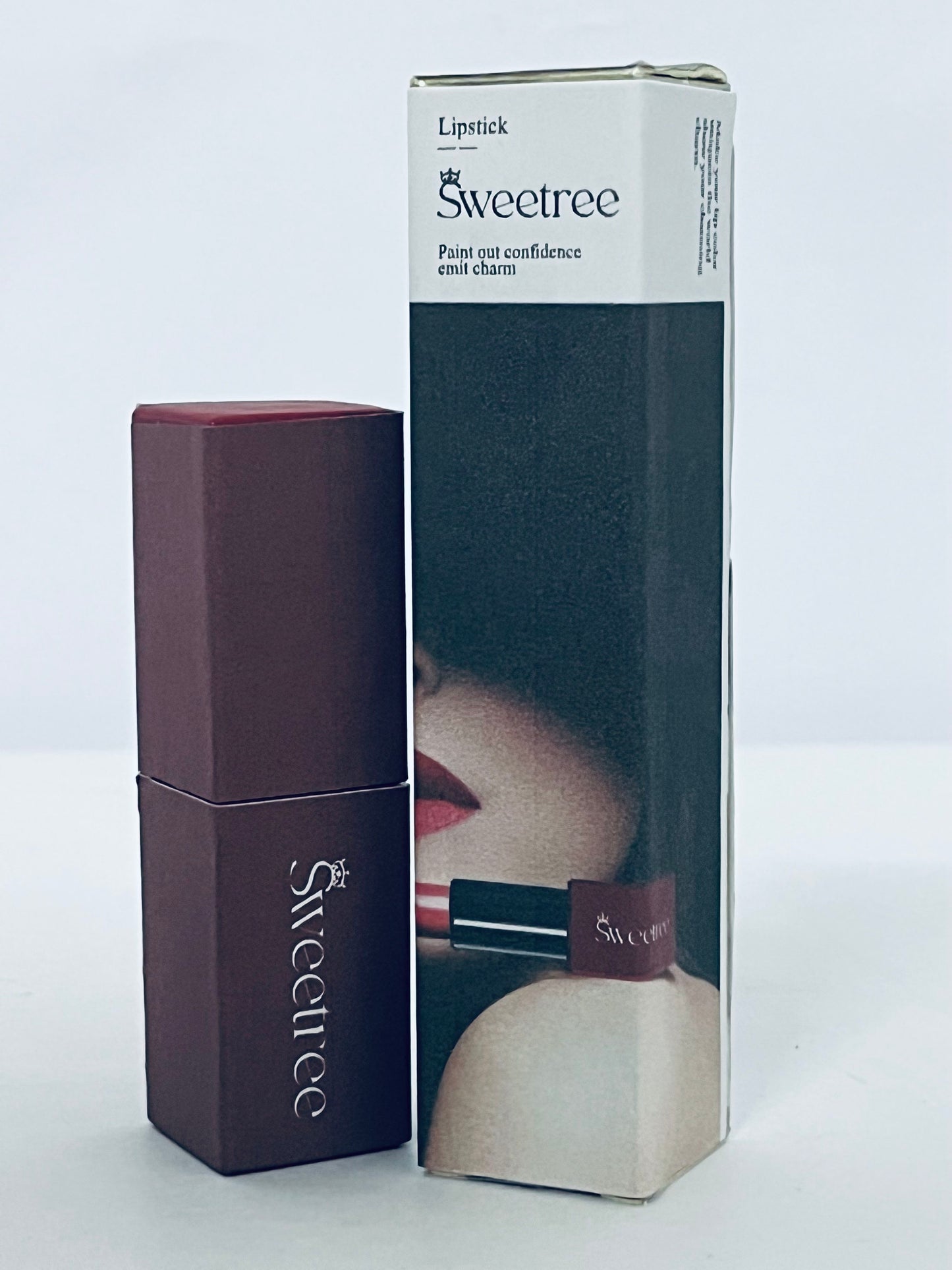 Sweetree Intense Care Lipstick - a hypoallergenic, gluten free, caring formula, with active and moisturizing ingredients. 