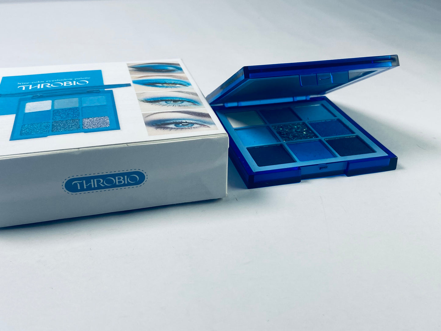 THROBIO 9-pan blue eyeshadow palette