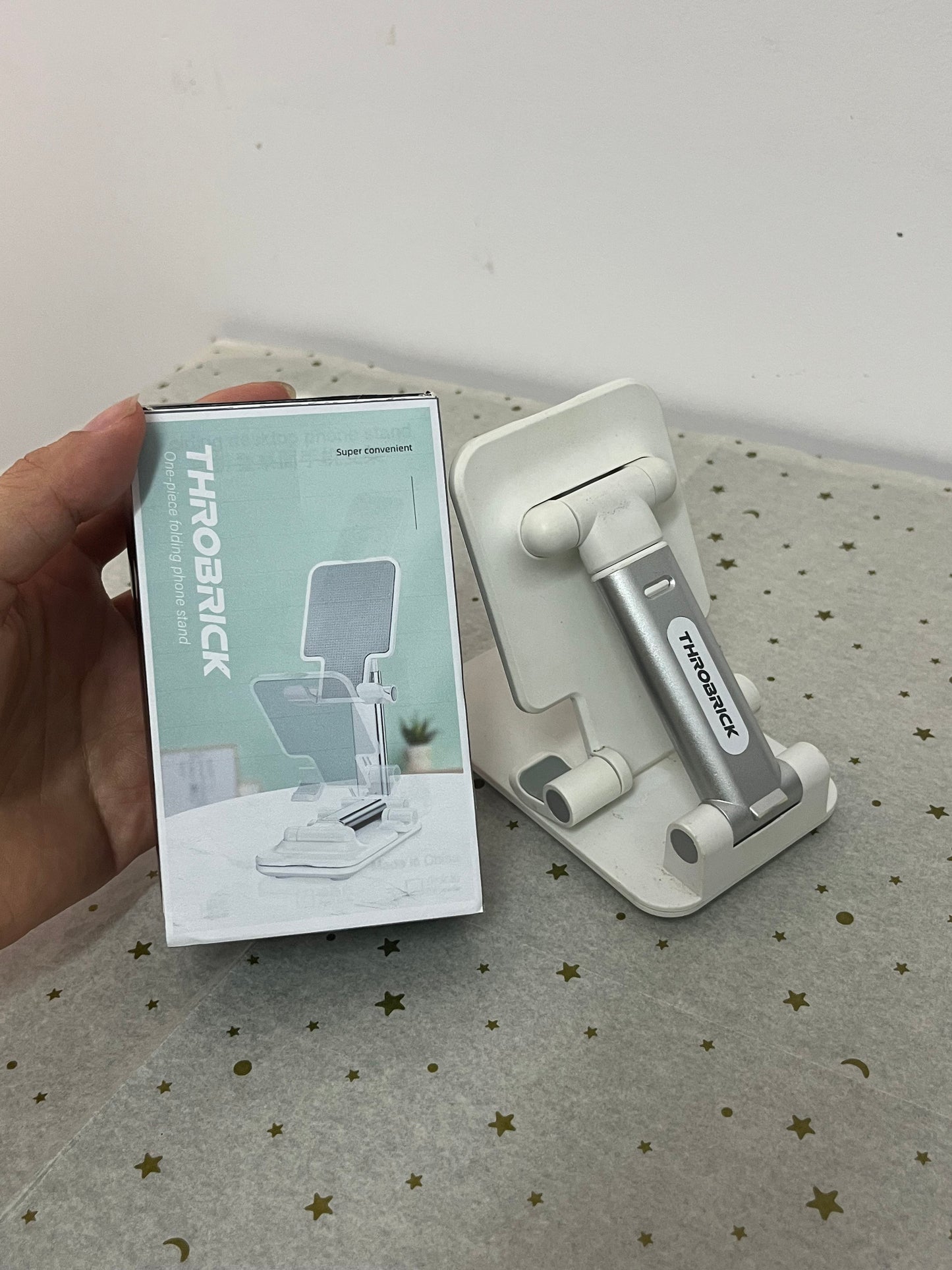 THROBRICK Universal Smartphone Mount Holder. Rotates 360° for Vertical & Horizontal Adjustments. Secure Grip for All Phones