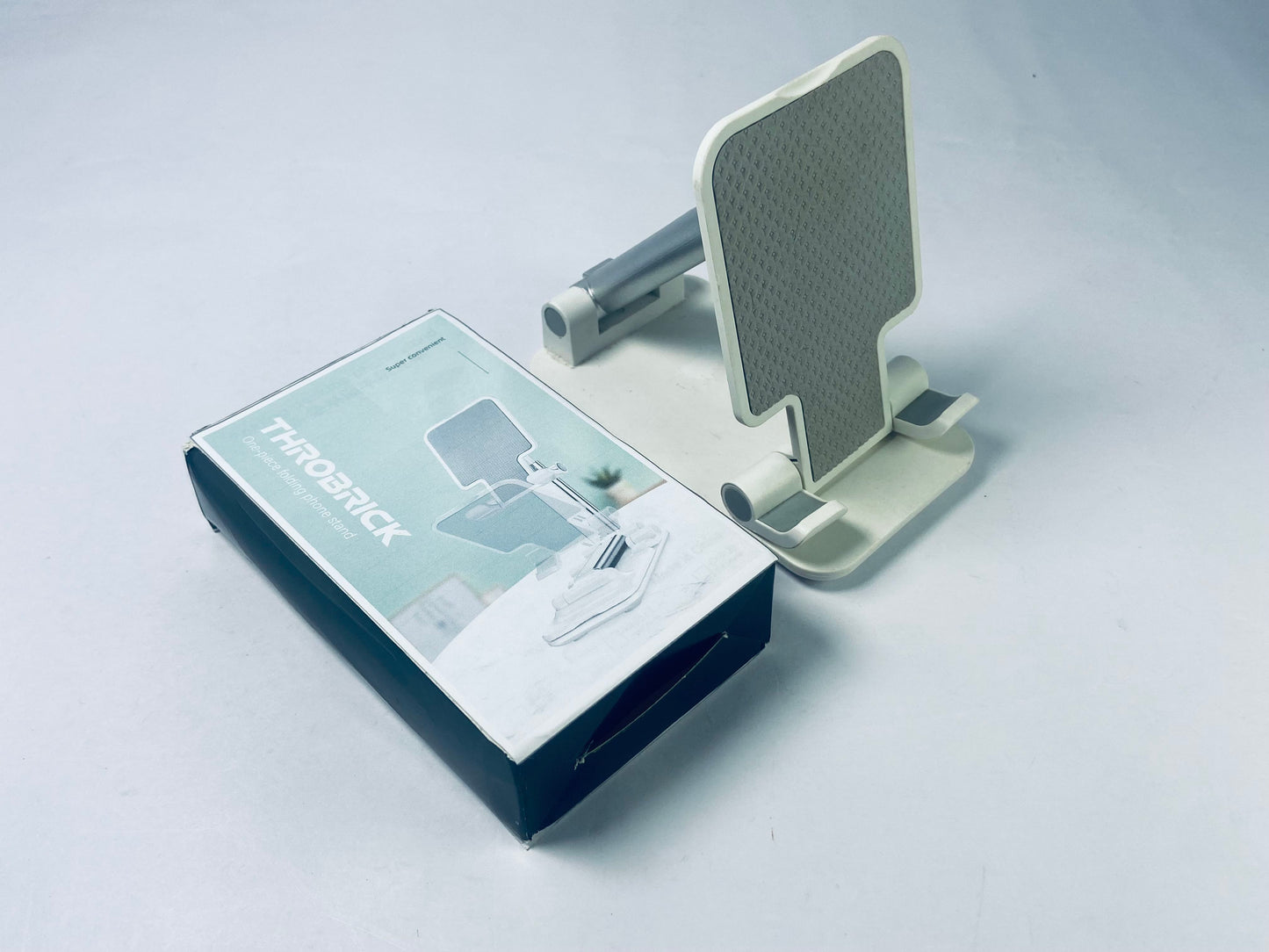 THROBRICK Universal Smartphone Mount Holder. Rotates 360° for Vertical & Horizontal Adjustments. Secure Grip for All Phones
