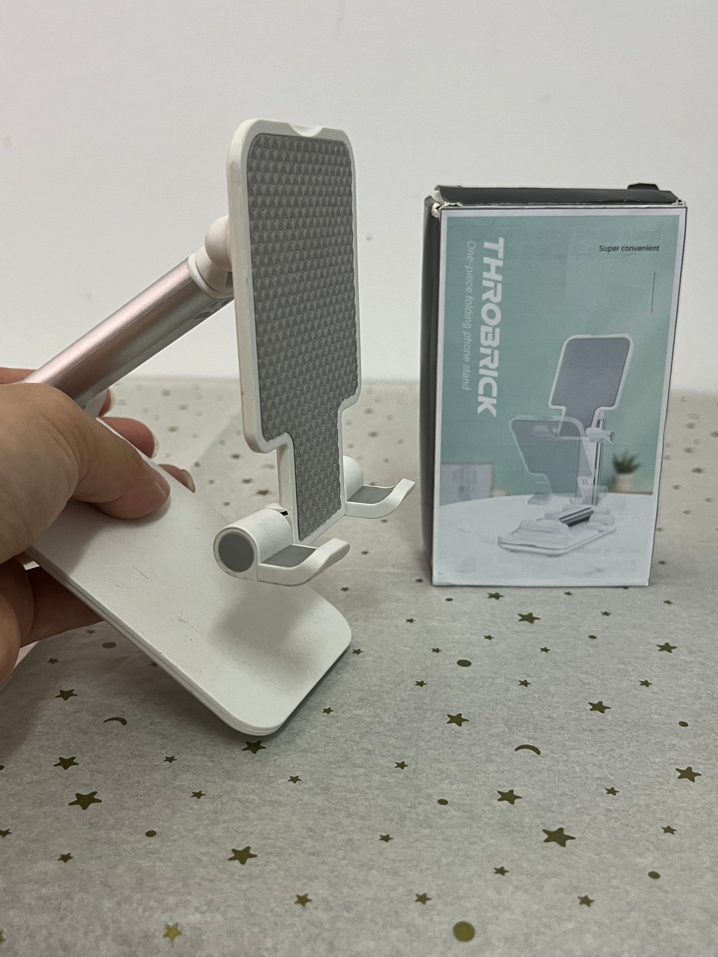 THROBRICK Universal Smartphone Mount Holder. Rotates 360° for Vertical & Horizontal Adjustments. Secure Grip for All Phones