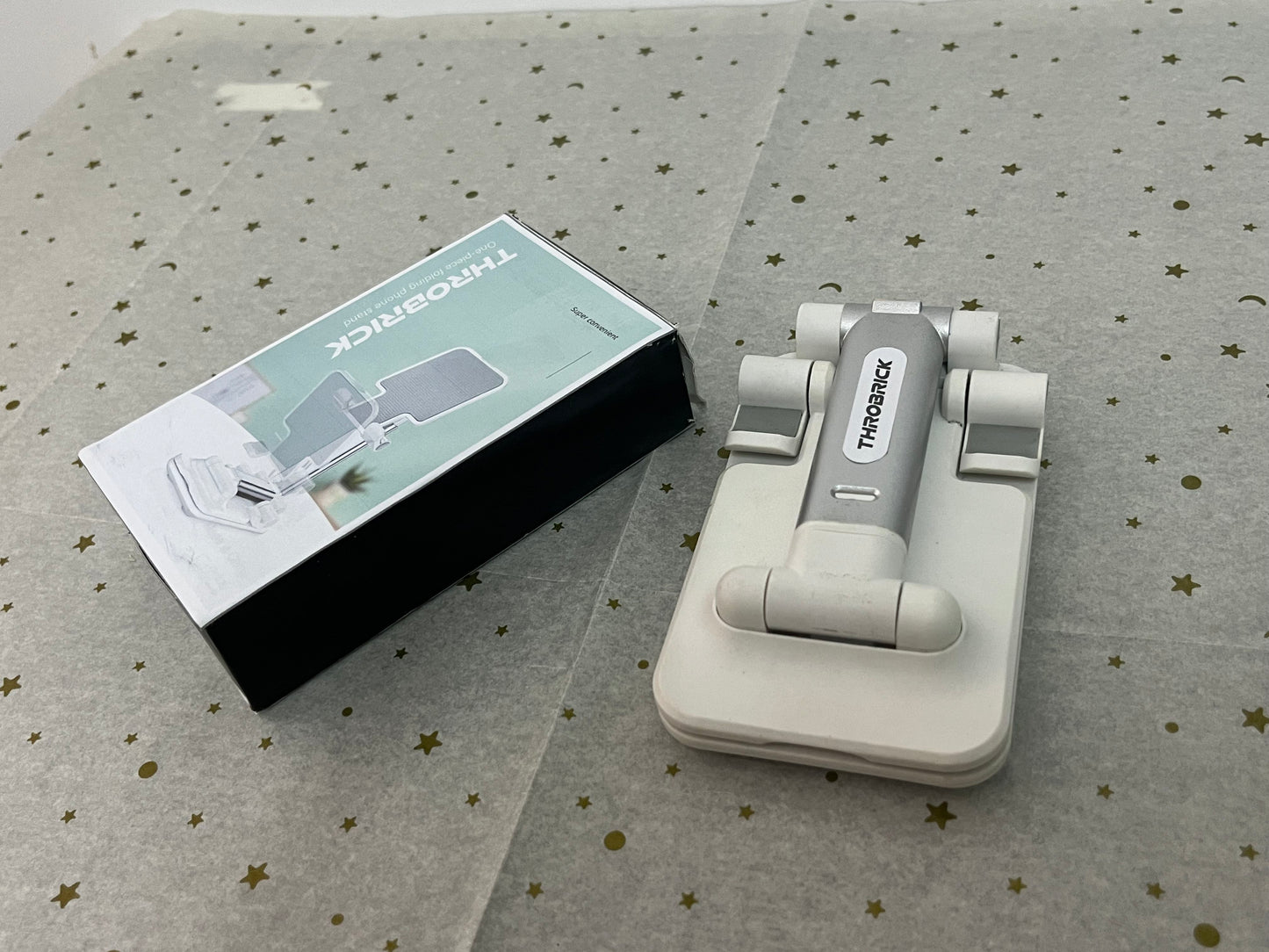 THROBRICK Universal Smartphone Mount Holder. Rotates 360° for Vertical & Horizontal Adjustments. Secure Grip for All Phones