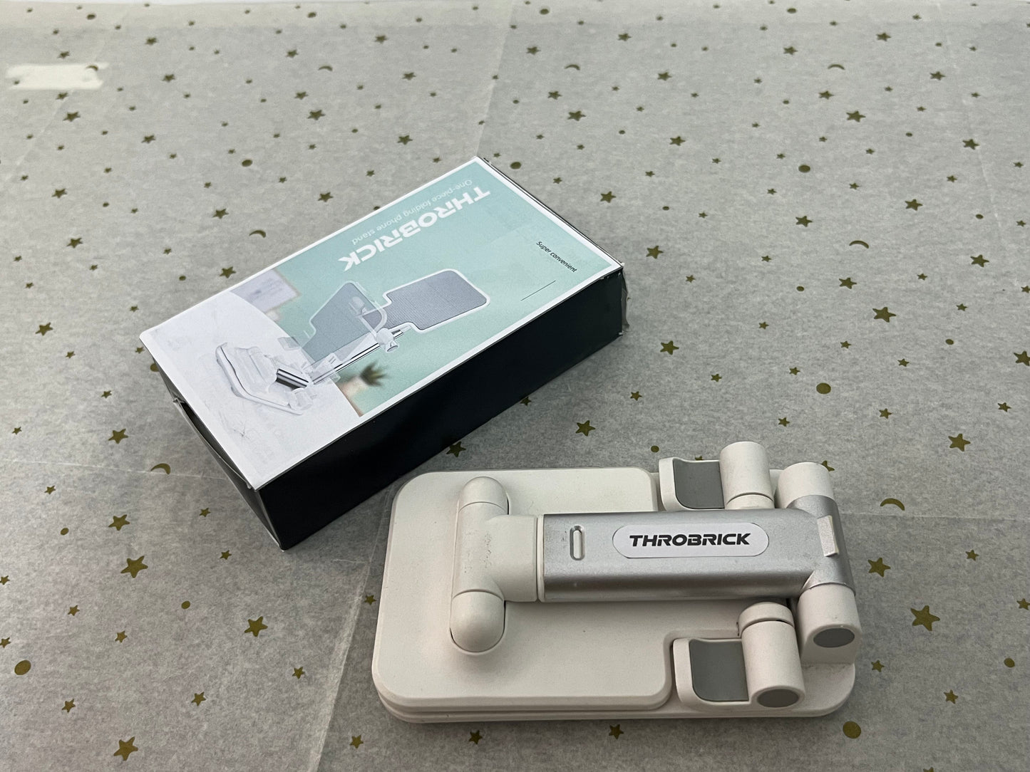 THROBRICK Universal Smartphone Mount Holder. Rotates 360° for Vertical & Horizontal Adjustments. Secure Grip for All Phones