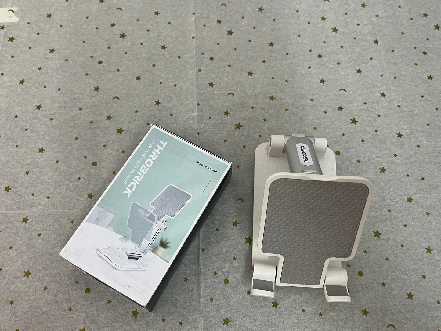 THROBRICK Universal Smartphone Mount Holder. Rotates 360° for Vertical & Horizontal Adjustments. Secure Grip for All Phones