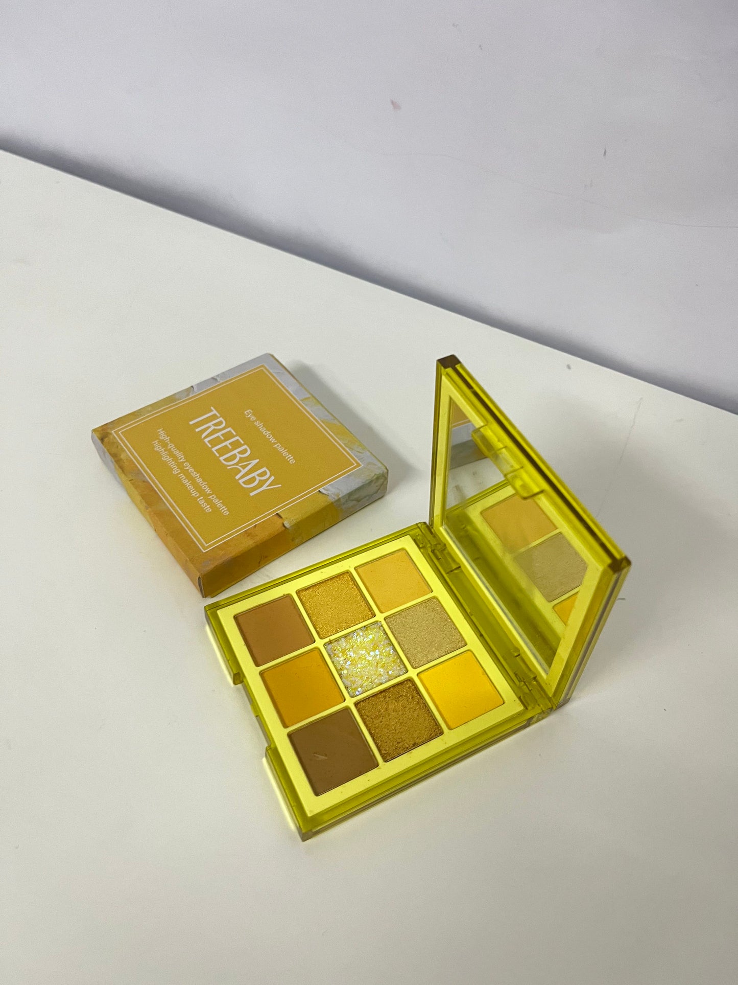 TREEBABY Gilded Warm Yellow 9-Color Eyeshadow Palette Versatile Item for Atmosphere Eye Makeup