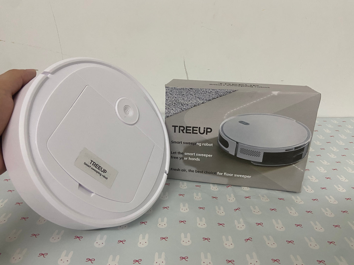 TREEUP Electric sweepers Robot Vacuum and Mop Combo, Works with 2.4G WiFi/Alexa/App/Remote Control, Schedule Cleaning, Automatic Self-Charging, Ideal for Pet Hair, Hard Floor and Carpet