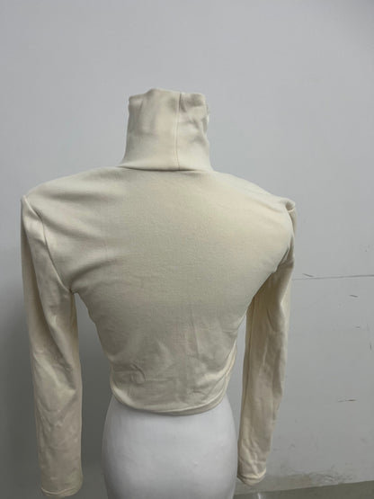 【Talelf Cream Crop Turtleneck Top】—— Stylish & Comfortable Wardrobe Staple