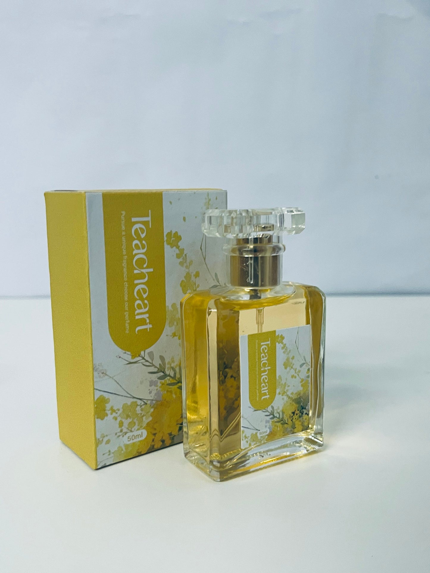 【Teacheart Perfumes】—— Elegant Fragrance with Floral Charm