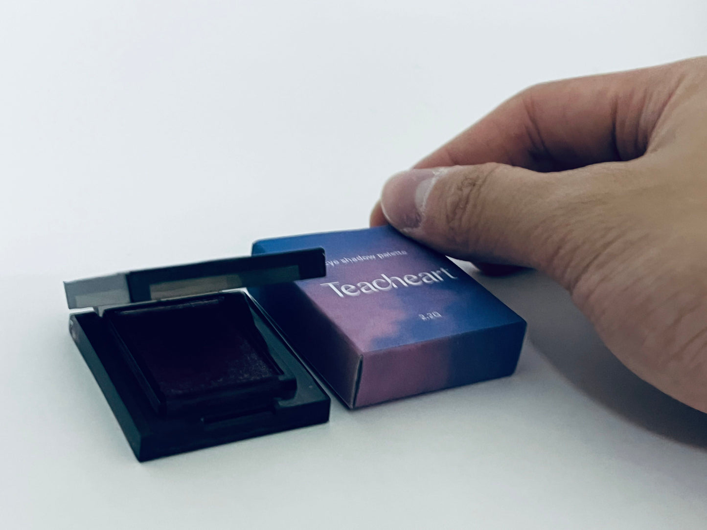 【Teacheart Eyeshadow Palette】—— Rich Tone for Captivating Eye Looks