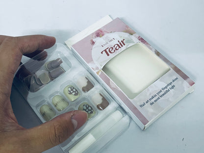 Teair False nails Fall Press on Nails Extra Short Square Fake Nails Autumn Designs False Nails Glossy Glue on Nails Brown Acrylic Nails Full Cover Small Stick on Nails for Women Nail Art Manicure 24 Pcs