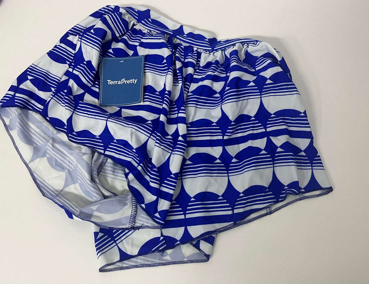 TerraPretty Geometric Print Casual Shorts Trendy & Stylish Comfortable & Skin-Friendly An Eye-Catching Choice for Summer Styling