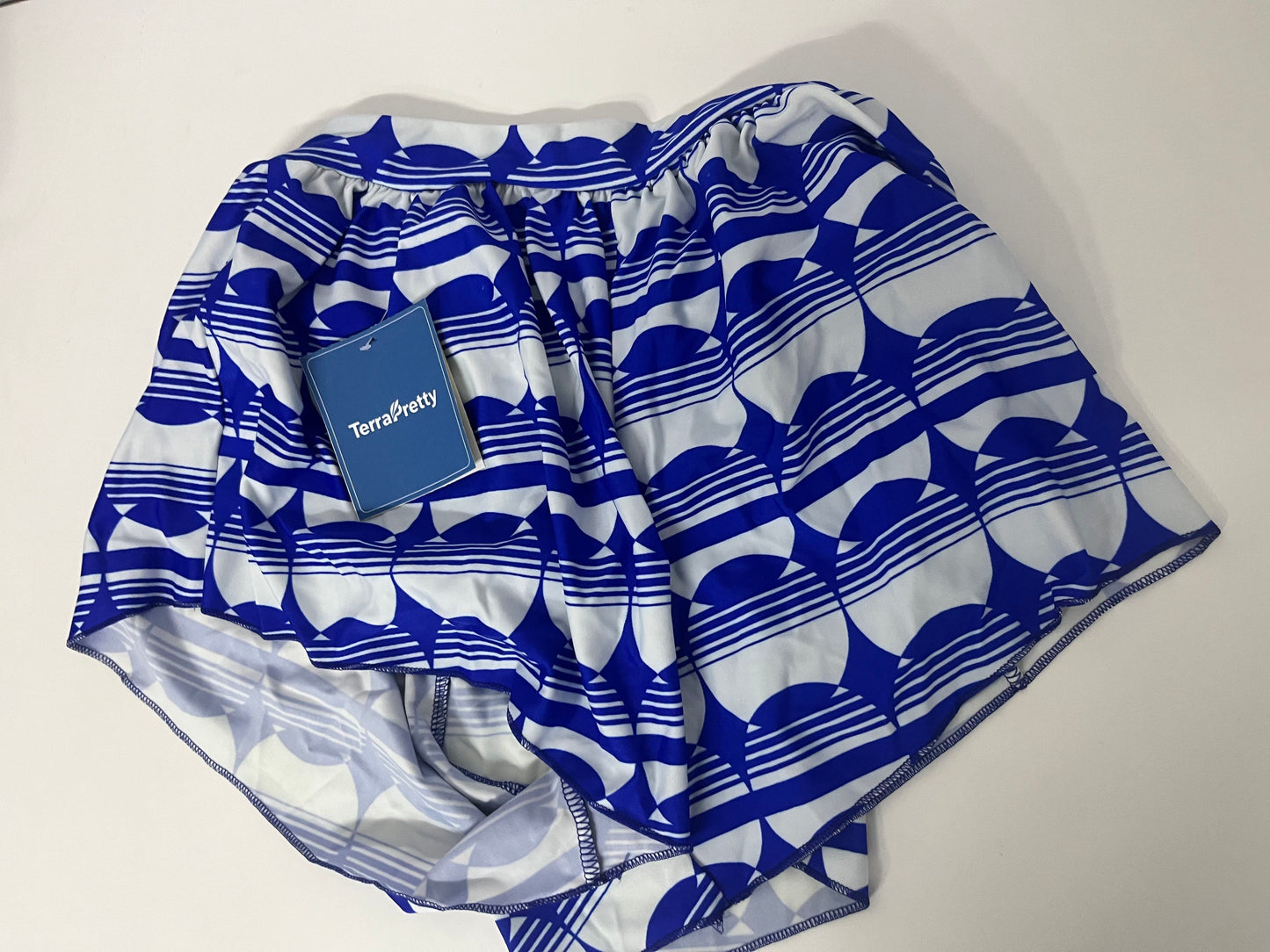 TerraPretty Geometric Print Casual Shorts Trendy & Stylish Comfortable & Skin-Friendly An Eye-Catching Choice for Summer Styling