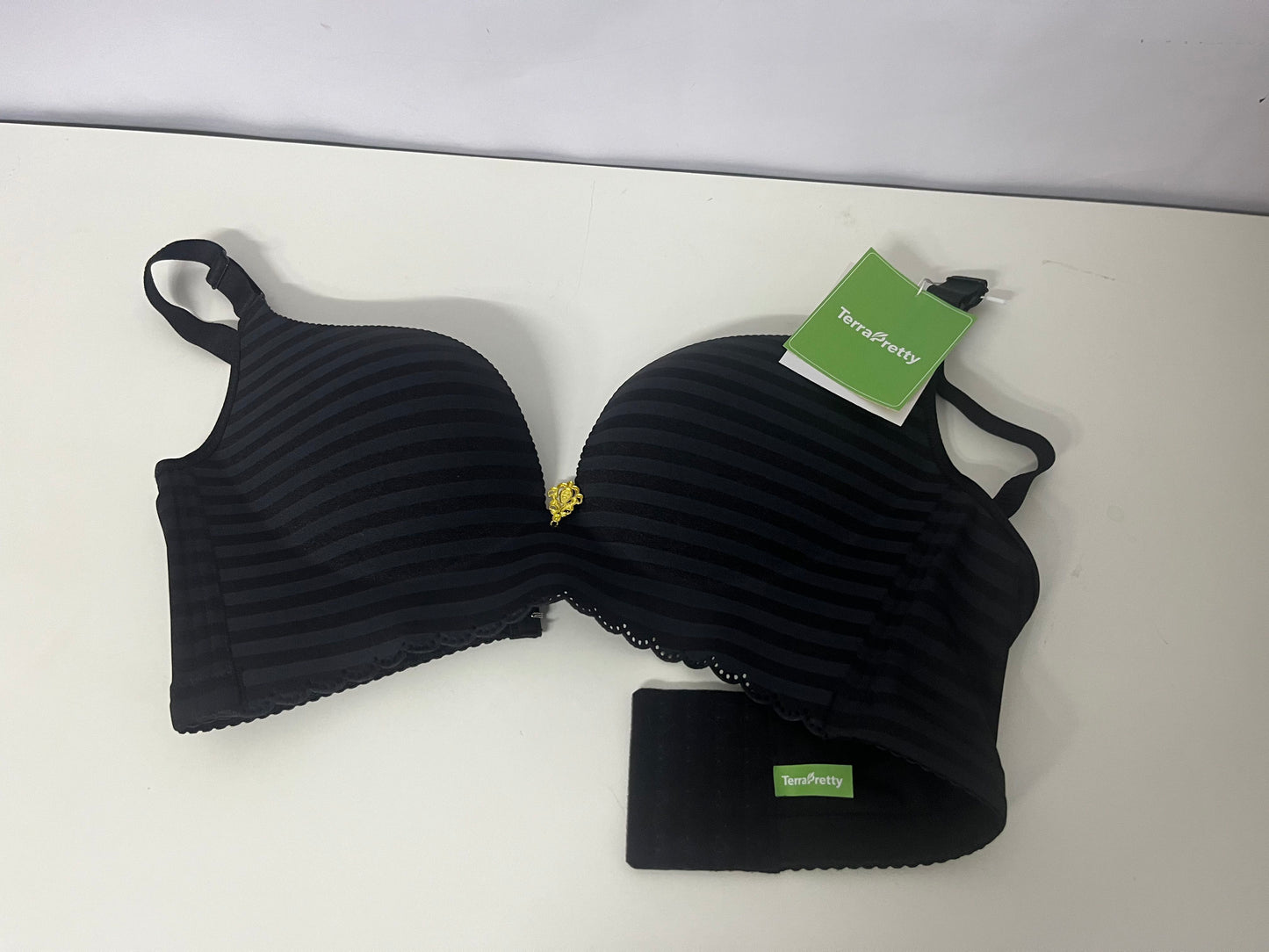 TerraPretty Striped Padded Bra Comfortable & Skin-Friendly Shaping & Slimming Invisible Support for Daily Styling