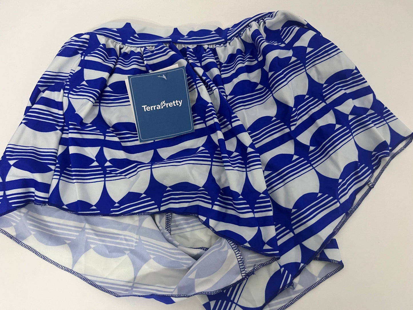TerraPretty Geometric Print Casual Shorts Trendy & Stylish Comfortable & Skin-Friendly An Eye-Catching Choice for Summer Styling