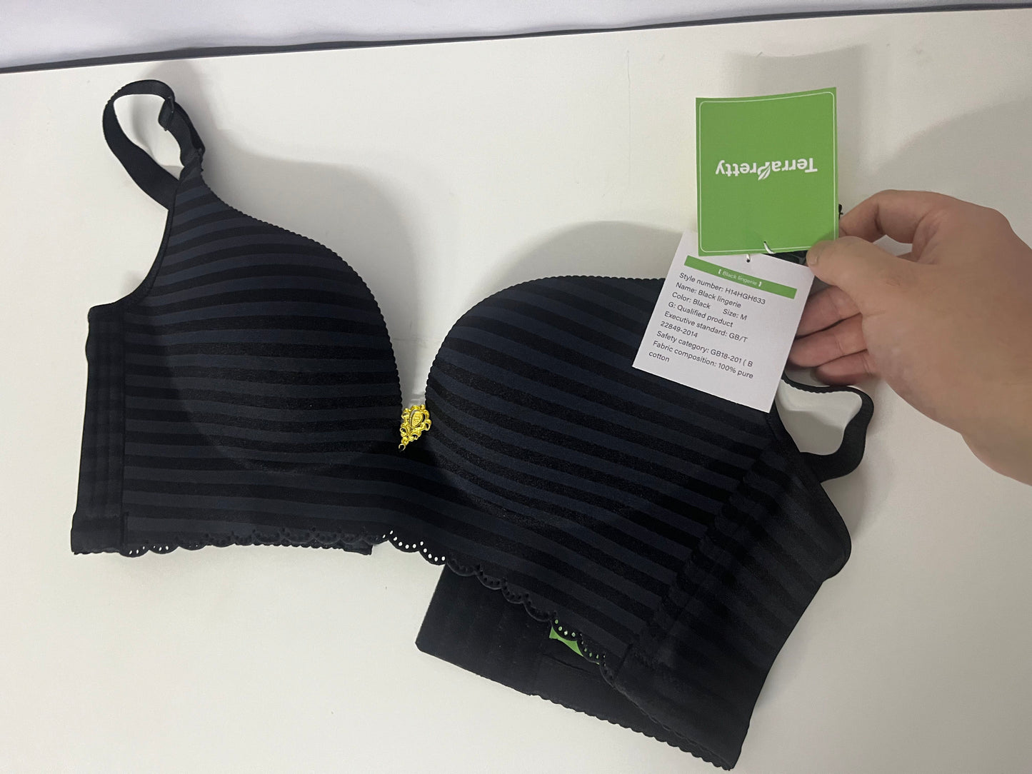 TerraPretty Striped Padded Bra Comfortable & Skin-Friendly Shaping & Slimming Invisible Support for Daily Styling