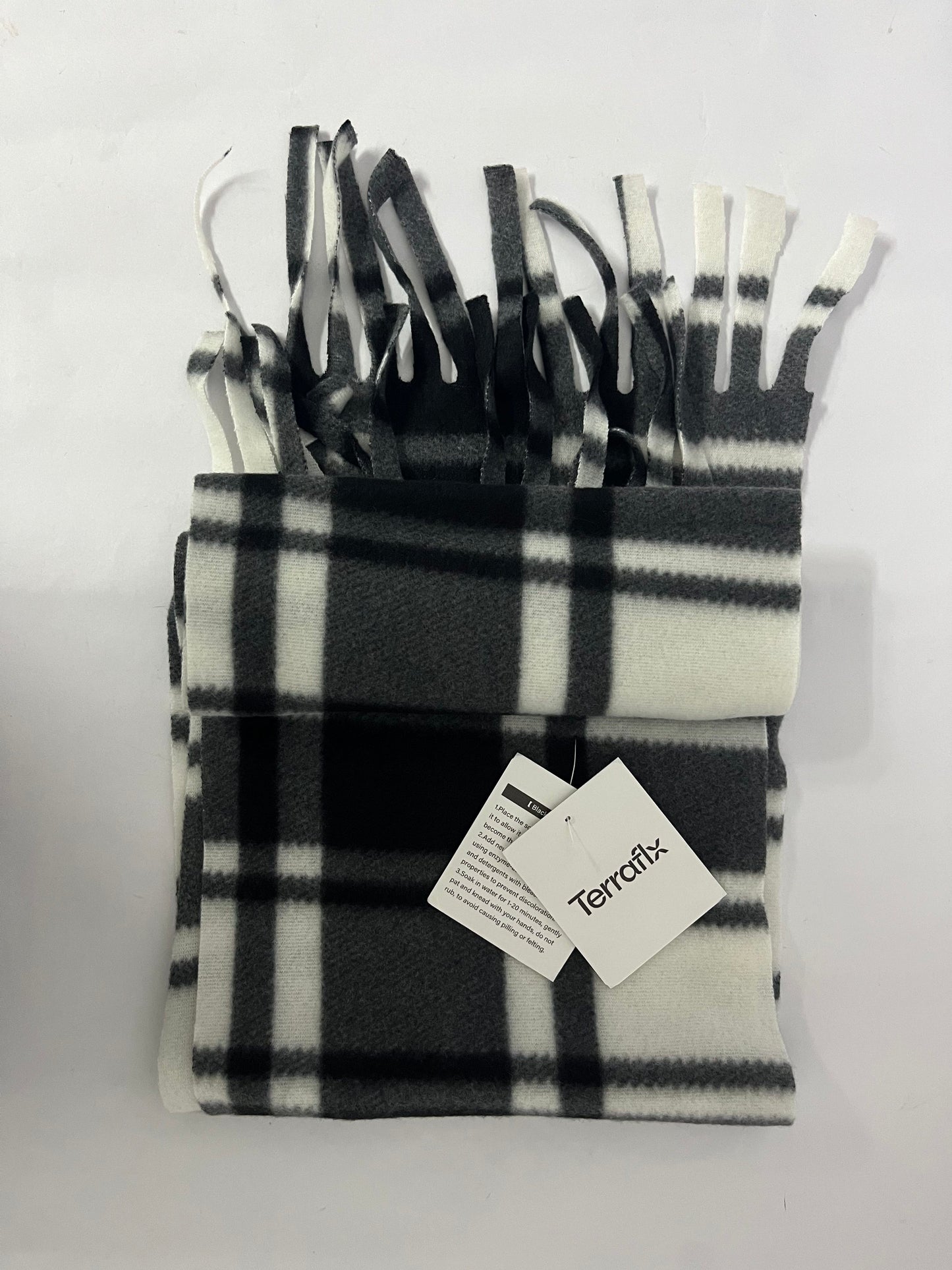 Terraflx Exquisite Mongolia Wool Scarf - Classic Plaid Design, Opulent Winter Warmth
