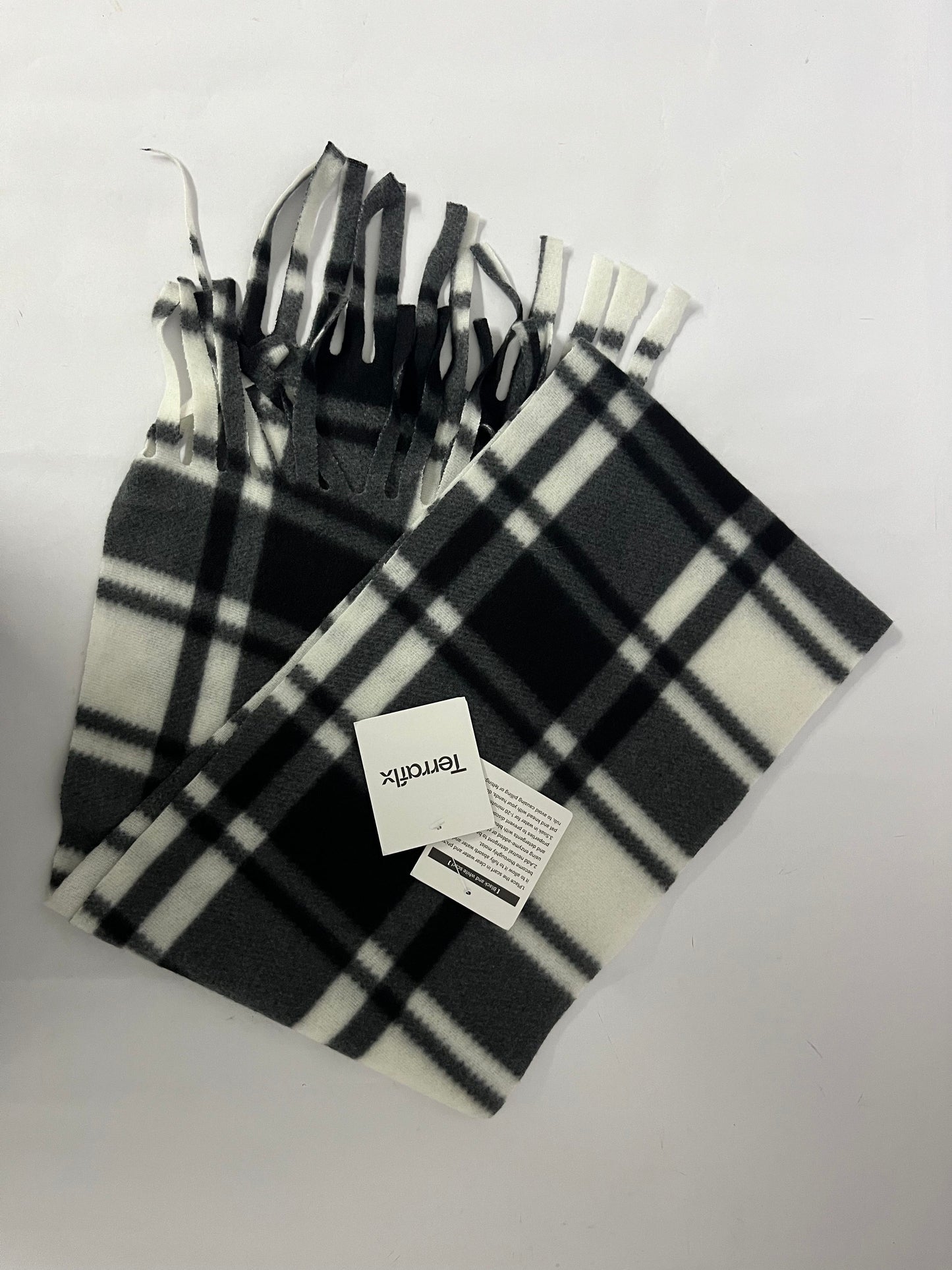 Terraflx Exquisite Mongolia Wool Scarf - Classic Plaid Design, Opulent Winter Warmth