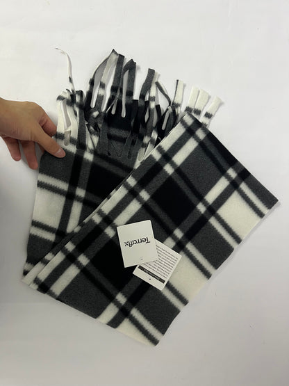 Terraflx Exquisite Mongolia Wool Scarf - Classic Plaid Design, Opulent Winter Warmth