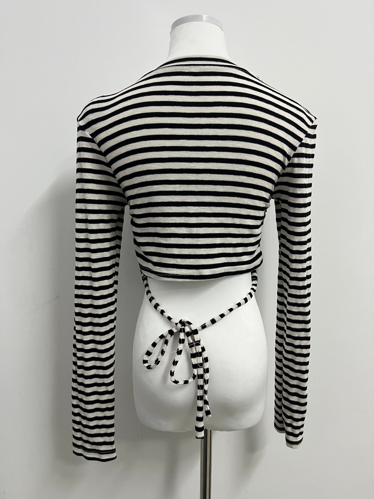TheNinth Women's Casual Striped Tee Shirt Long Sleeve Round Neck Top