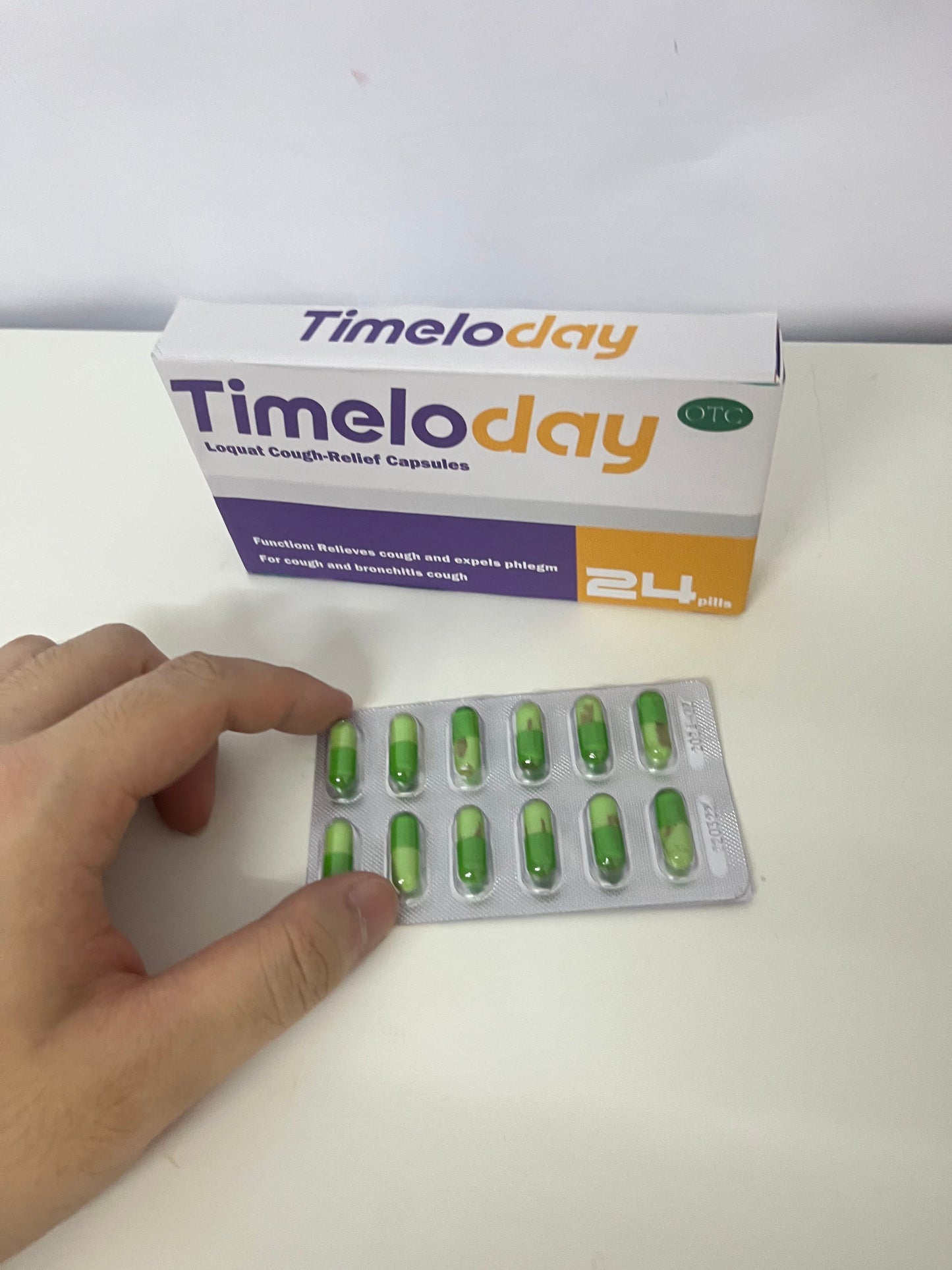 Timeloday Cough treatment preparations Loquat Cough-Relief Capsules Relieve Cough & Expel Phlegm Soothe Bronchial Tract A Caring Guardian for Respiratory Health