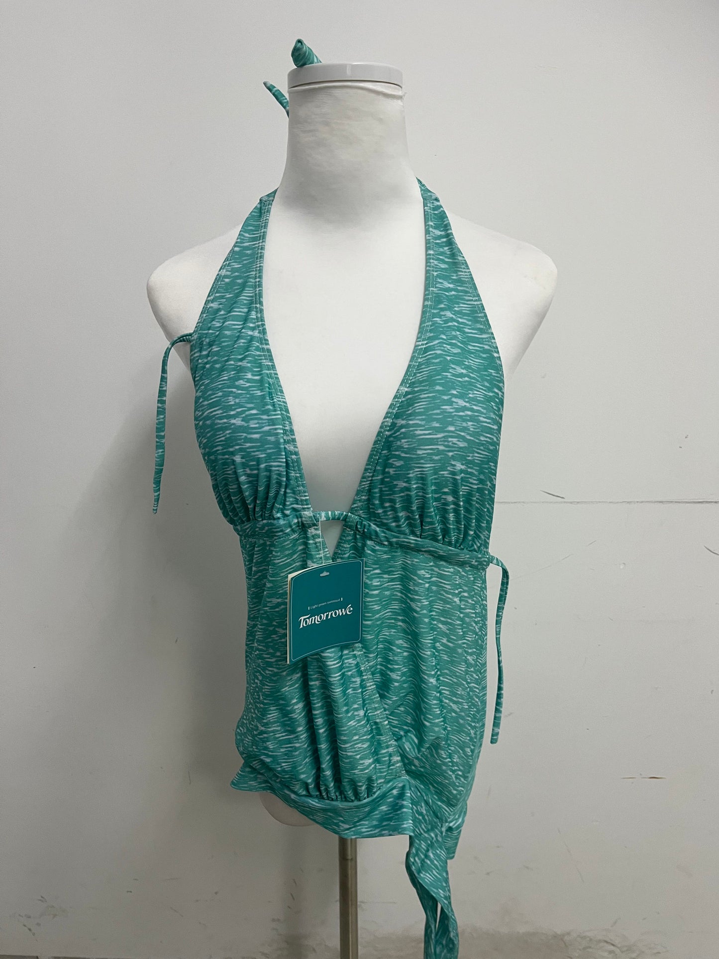 Tomorrowe Swim suits Green Textured Halter Swimsuit Sexy & Eye-Catching Unique Design A Fashion Choice for Beach Vacations