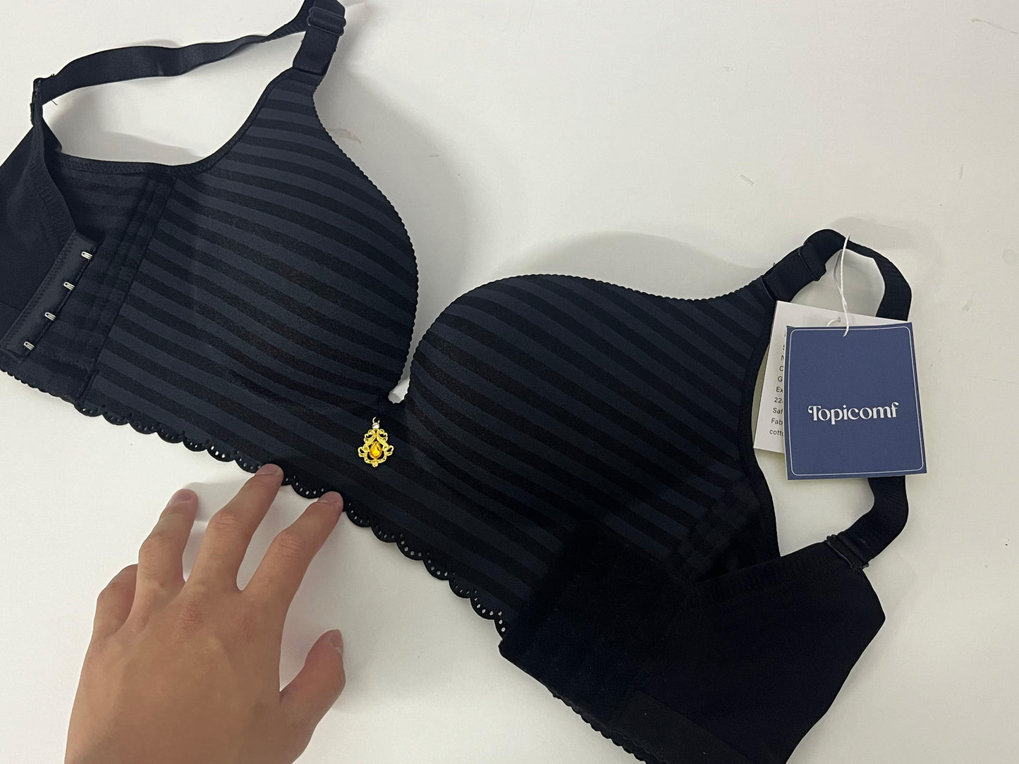 Topicomf Women's Push-Up Bra, Skin-Friendly & Breathable Fabric, Adjustable Multi-Row Buckle, Lace Trim Elegant Shaping Underwear
