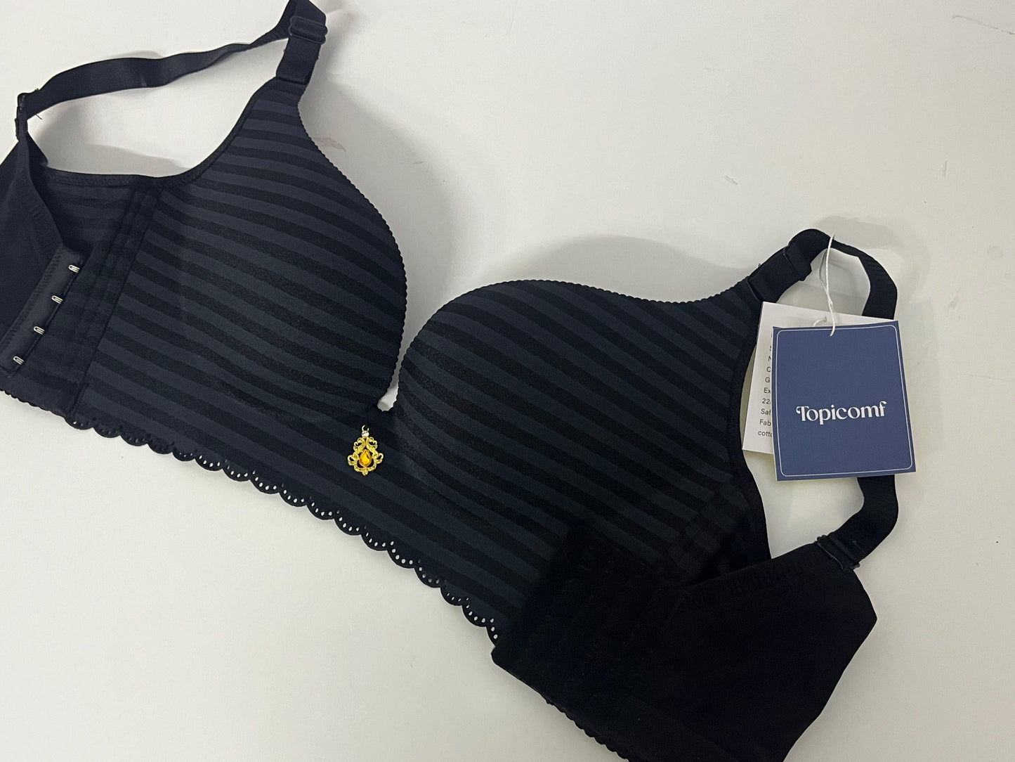 Topicomf Women's Push-Up Bra, Skin-Friendly & Breathable Fabric, Adjustable Multi-Row Buckle, Lace Trim Elegant Shaping Underwear