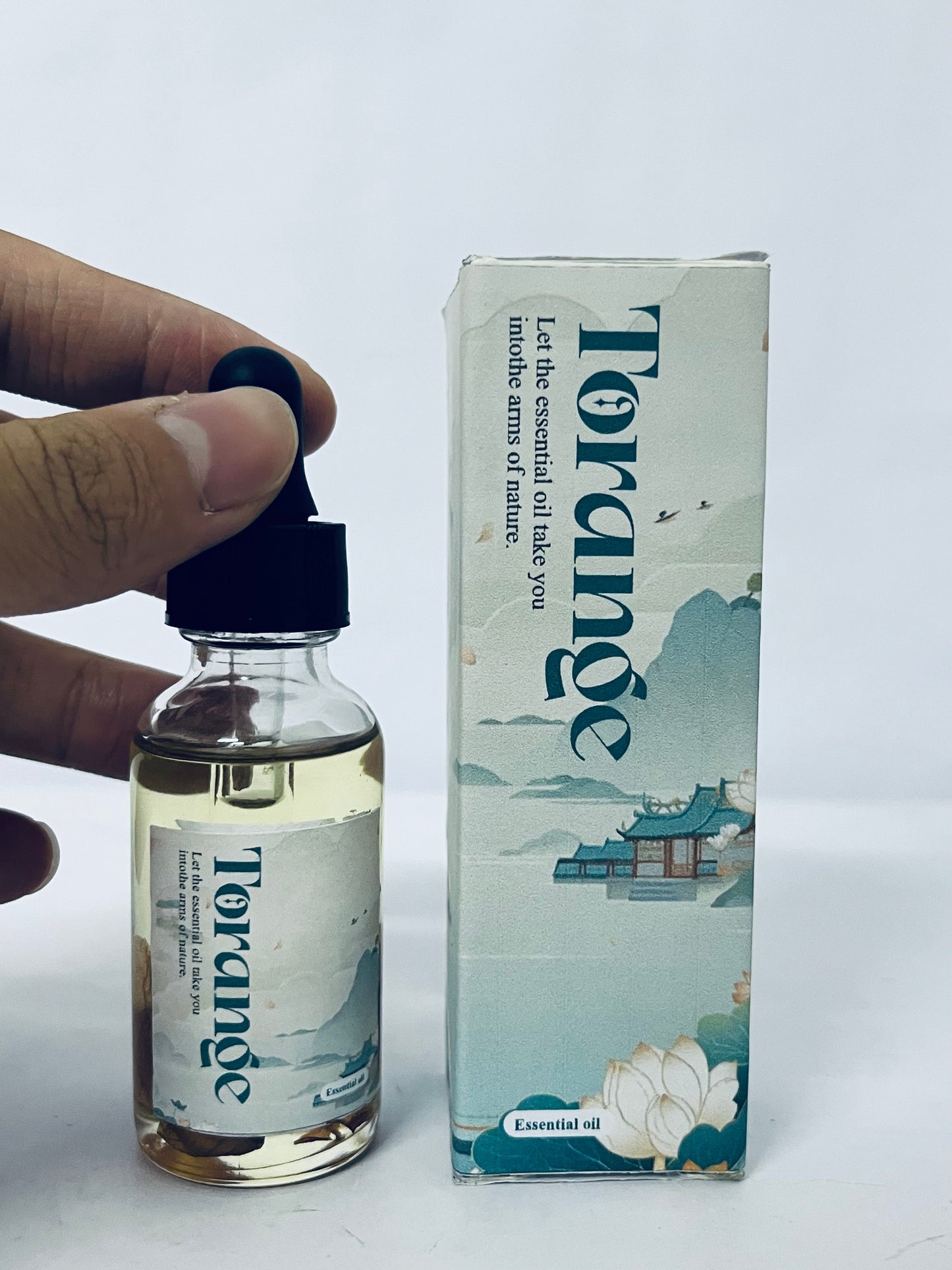 Torange Essential oils Tea Tree Oil for Face Acne, Natural Tea Tree Essential Oil, Reduce Acne and Deeply Clean the Excess Grease in Pores, Shrink Pores, Suitable for Oily, Prone, Combination Skin