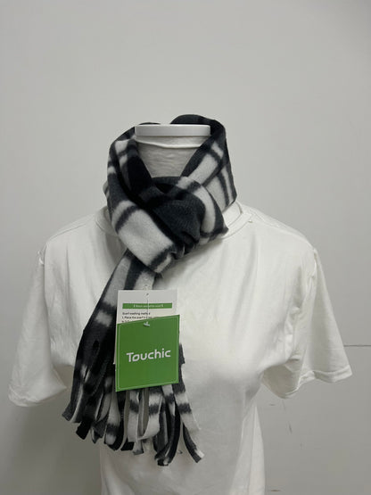 Touchic Black and White Plaid Fringe Scarf Classic Retro Warm & Skin-Friendly A Texture Highlight for Autumn and Winter Styling