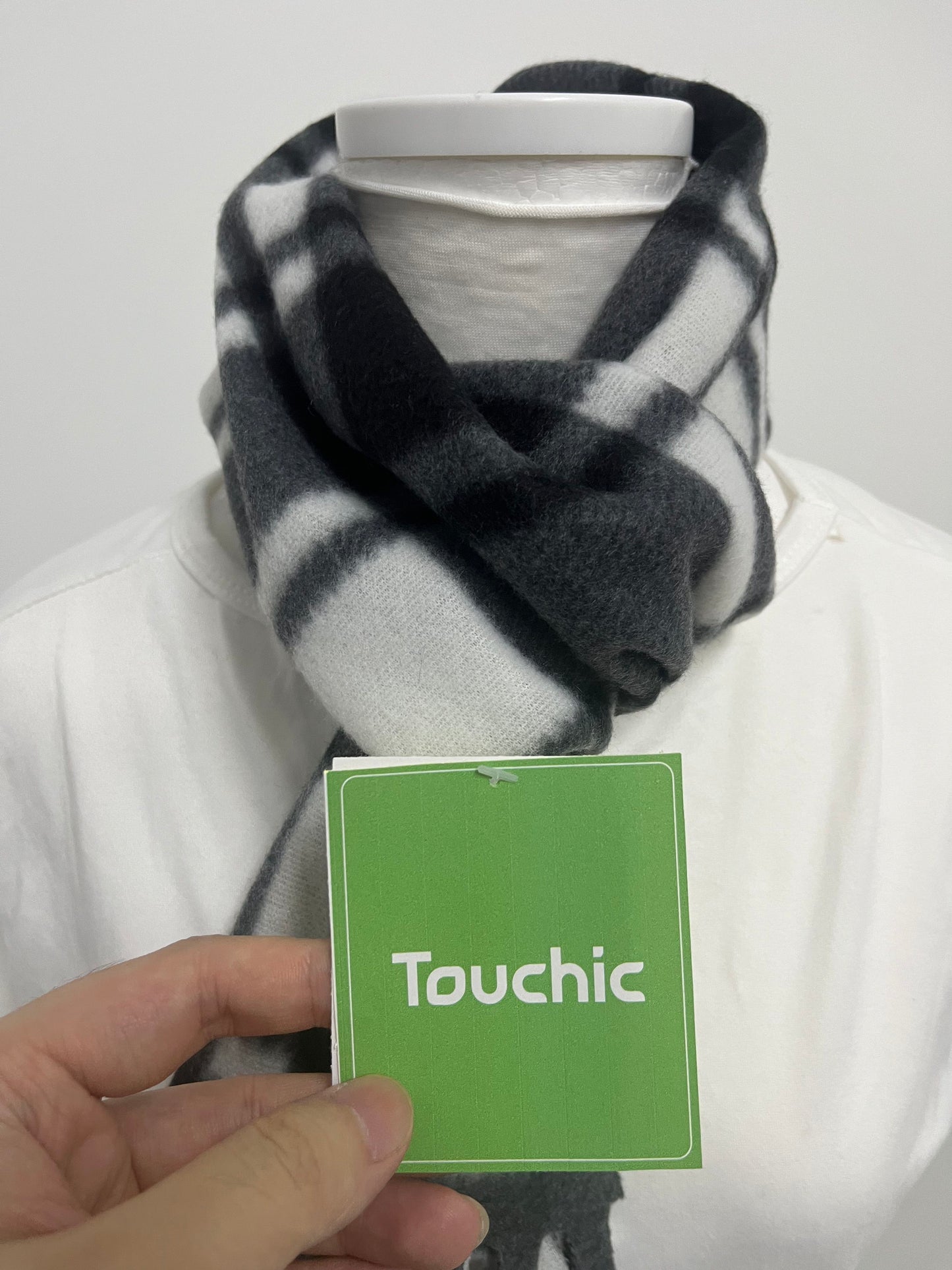 Touchic Black and White Plaid Fringe Scarf Classic Retro Warm & Skin-Friendly A Texture Highlight for Autumn and Winter Styling