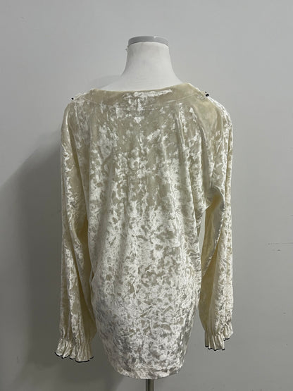 Traveluck Light Yellow Women’s  Sleepwear - Ruffled Collar Long-Sleeve Sleepwear (S/M/L)