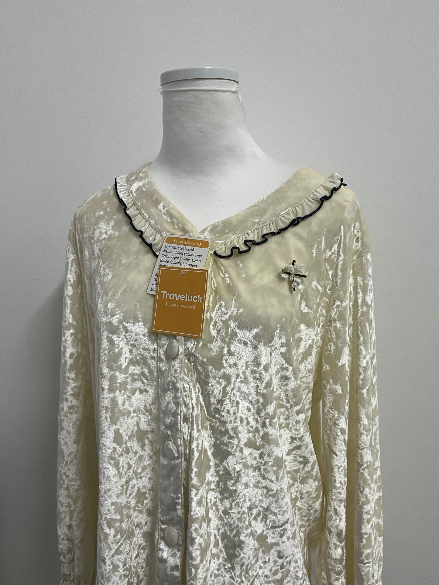 Traveluck Light Yellow Women’s  Sleepwear - Ruffled Collar Long-Sleeve Sleepwear (S/M/L)