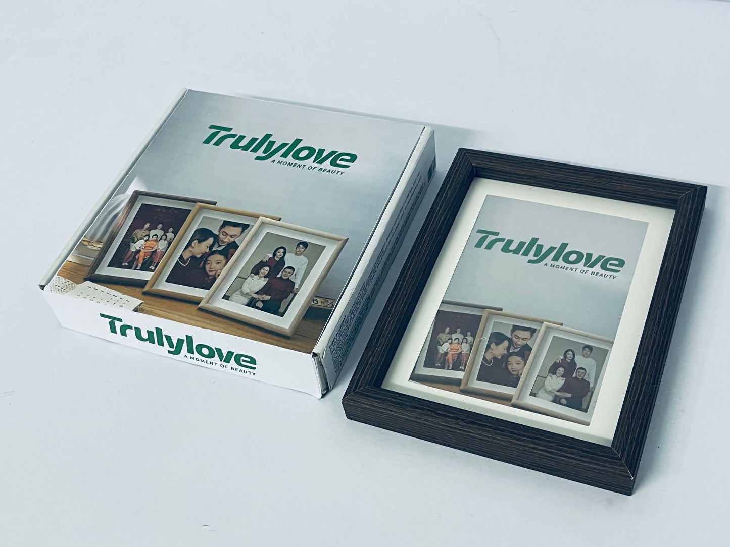 Trulylove 5x7 Picture Frame with Mat for 4x6, Black Wood Grain 5 x 7 Picture Frames Display on Tabletop or Wall Mounting