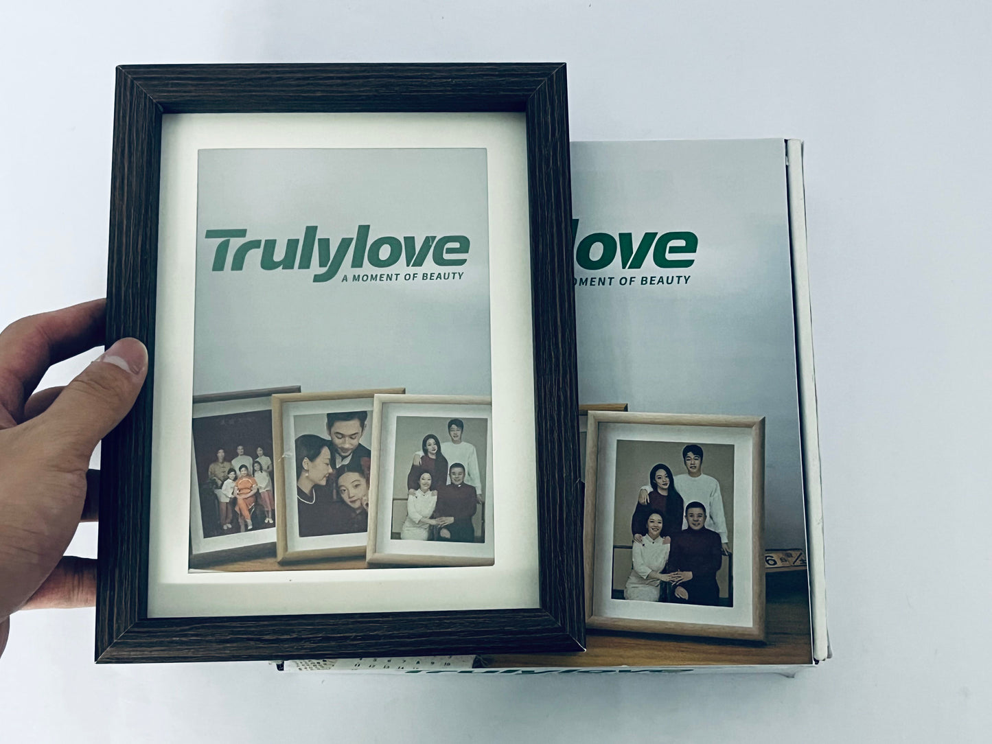Trulylove 5x7 Picture Frame with Mat for 4x6, Black Wood Grain 5 x 7 Picture Frames Display on Tabletop or Wall Mounting