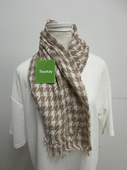 【Twokay Scarfs】—— Stylish & Comfortable Houndstooth Scarf