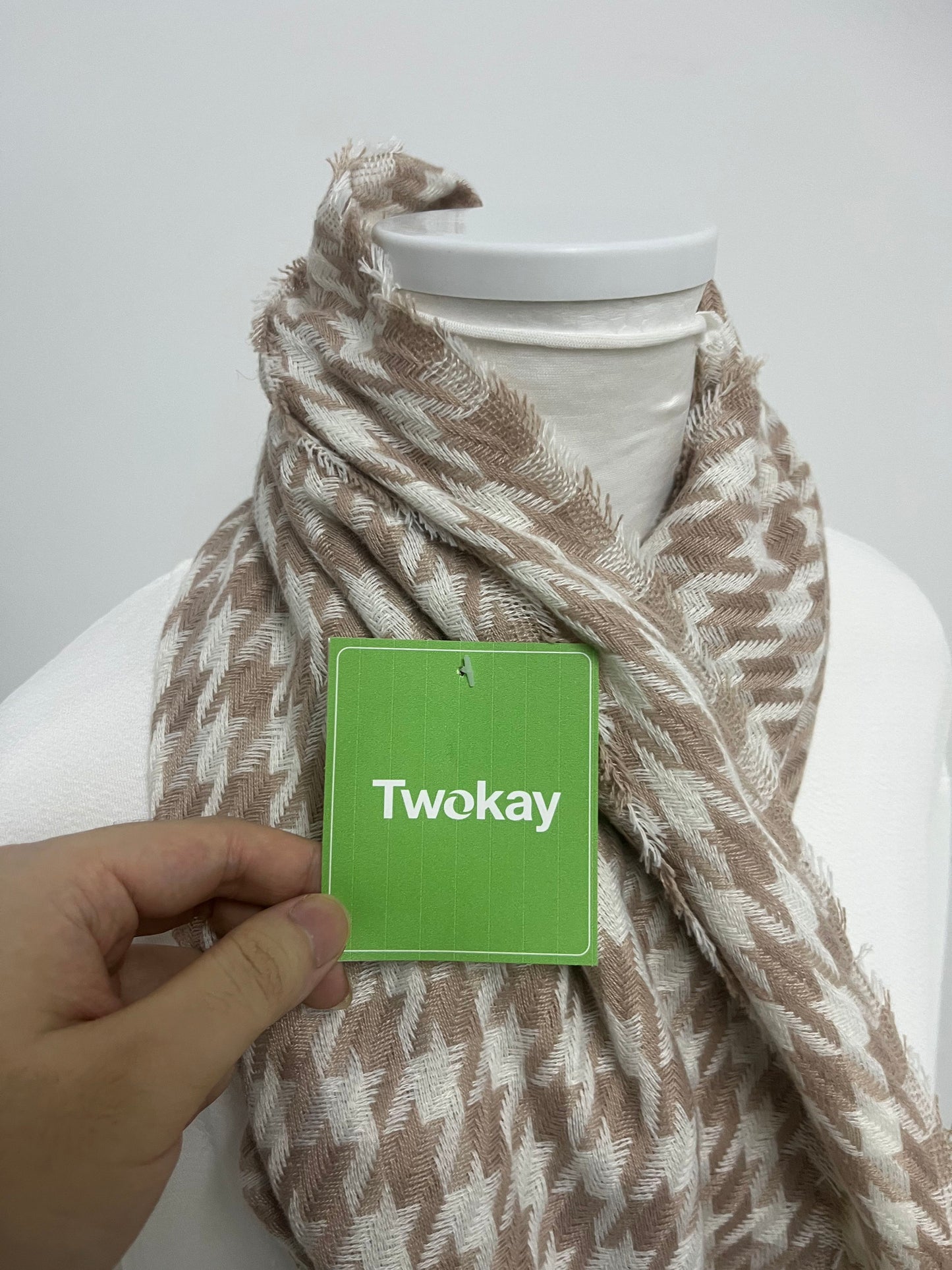 【Twokay Scarfs】—— Stylish & Comfortable Houndstooth Scarf